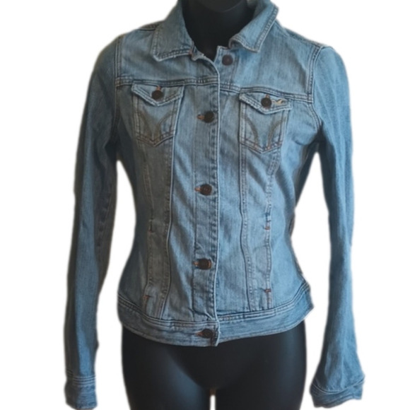 Hollister Jean jacket, size medium.Great  for School /spring! - Picture 1 of 14